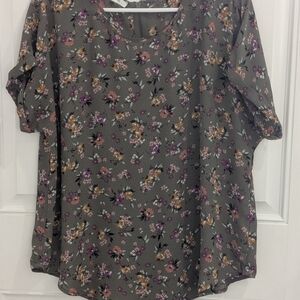 Maurices Floral Print Blouse Green With Multicolored Flowers Size Medium Busines